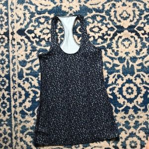 🍋 Lululemon cool racerback tank top